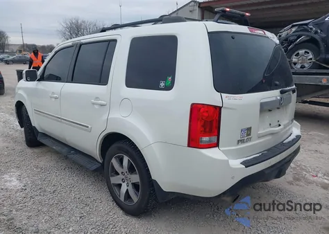 2012 Honda Pilot Touring z USA, uszkodzony, nr VIN 5FNYF4H97CB077420